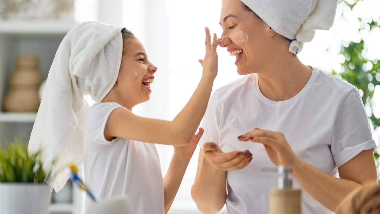 tips to protect baby skin in winter in marathi